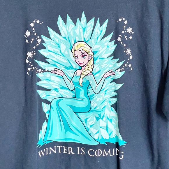 Frozen Winter Is Coming Elsa GOT Crossover Parody Navy T Shirt Men’s size Large - Picture 2 of 4